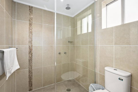 Thunderbird Motel Yass - Hotel Accommodation 2