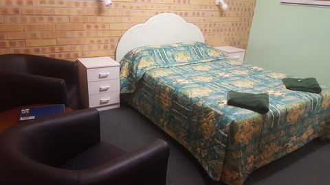 Tiaro Motor Inn - Hotel Accommodation 1
