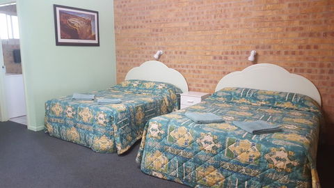 Tiaro Motor Inn - Hotel Accommodation 0