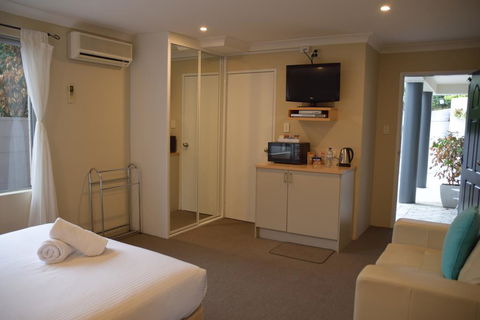 Tiarri Terrigal - Hotel Accommodation 2