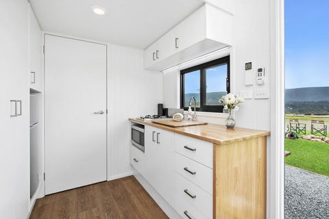 TINY HOME......BIG Views - Hotel Accommodation 3