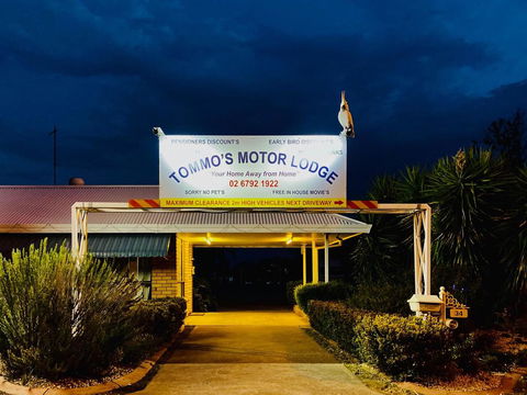 Tommo's Motor Lodge - Hotel Accommodation 1