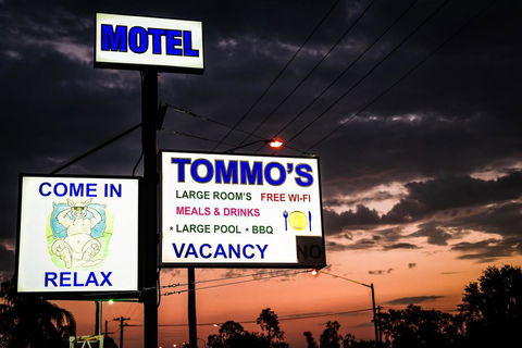 Tommo's Motor Lodge - Hotel Accommodation 2