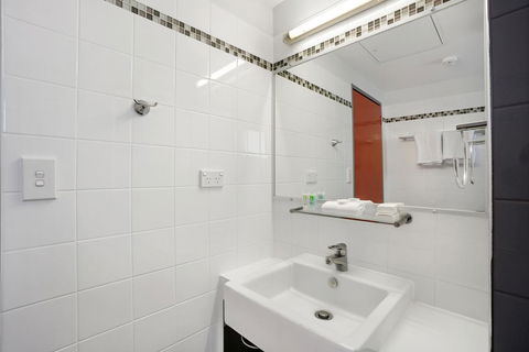 Toowong Inn & Suites - Hotel Accommodation 3