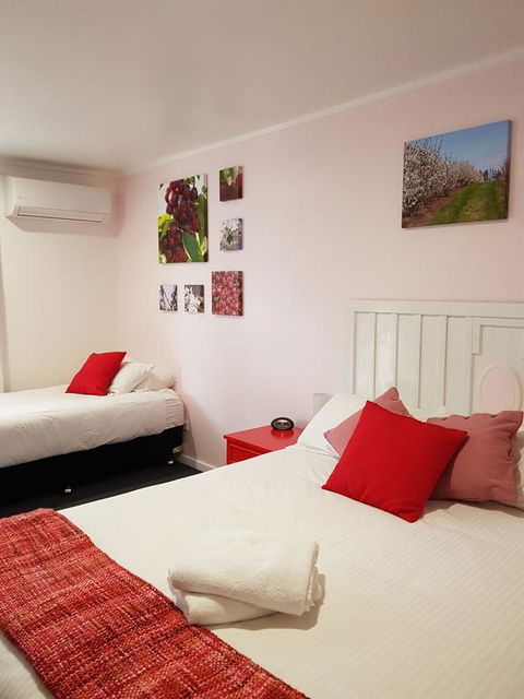 Town House Motor Inn Young - Hotel Accommodation 2