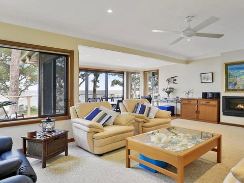 Tradewinds @ The Bay - All The Comforts Of Home - Hotel Accommodation 2