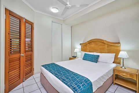 Trinity Beach Club Holiday Apartments - Hotel Accommodation 2