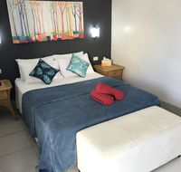 Tropical Lodge - Hotel Accommodation