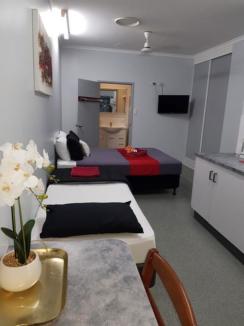 Tropical Lodge - Hotel Accommodation 3