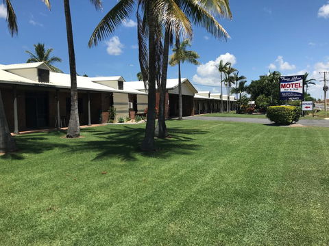 True Blue Motor Inn - Hotel Accommodation 3