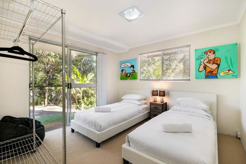 Tropical Townhouse With Two Courtyards And Pool - Hotel Accommodation 2