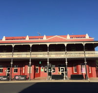Tumut Star Hotel - Hotel Accommodation