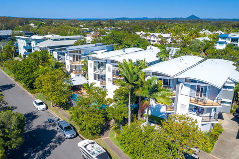 Twin Quays Noosa - Hotel Accommodation 1
