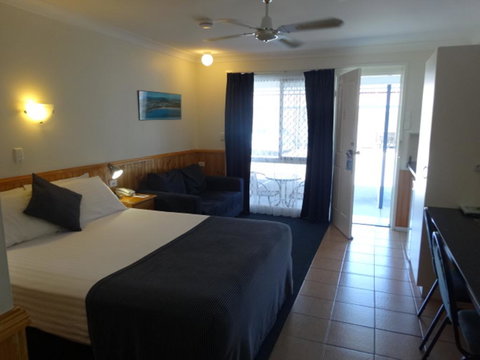 Twin Towns Motel - Hotel Accommodation 1