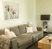 Two Bedroom Gem Short Drive to MONA - Hotel Accommodation