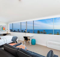 Ultrachic executive beach apartment - Hotel Accommodation