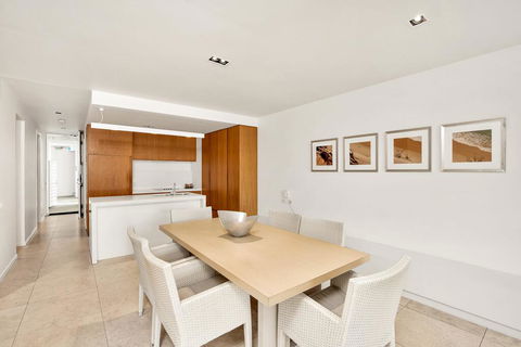 Unit 106 Plantation Resort - Rainbow Beach, Walk To Beach, Views, Aircon, Pool, Plantation Resort - Hotel Accommodation 3