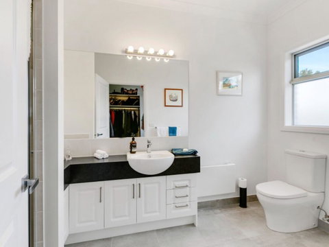 Venice On The Beach - Hotel Accommodation 1