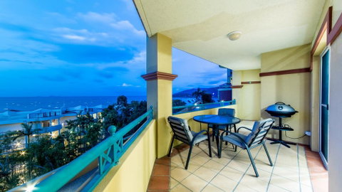 Views From Golden Orchid - Airlie Beach - Hotel Accommodation 3