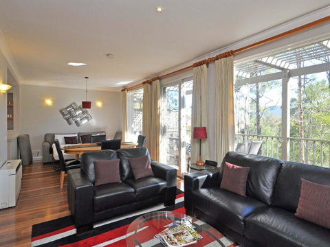 Villa Executive 2br Pokolbin Resort Condo Located Within Cypress Lakes Resort (nothing Is More Central) - Hotel Accommodation 3