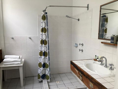 Vine Valley Inn - Hotel Accommodation 1