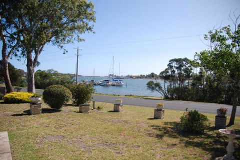 Vista-Del-Lago - Hotel Accommodation 0