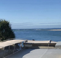 Waterfront Resort Perfect For A Couples Getaway - Hotel Accommodation