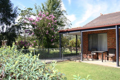 Blazing Stump Motel & Suites - Hotel Accommodation 28