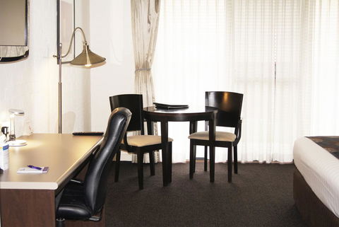 Blazing Stump Motel & Suites - Hotel Accommodation 17