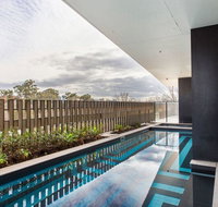 Complete Host 50 Claremont St Apartments - Hotel Accommodation