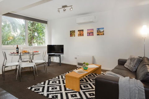 Melbourne Villa - Hotel Accommodation 2