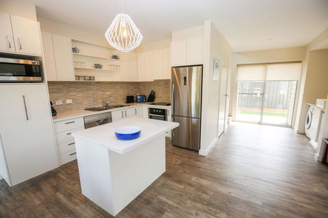 Amber Mist Villa Two - Hotel Accommodation 8