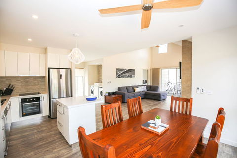 Amber Mist Villa Two - Hotel Accommodation 15