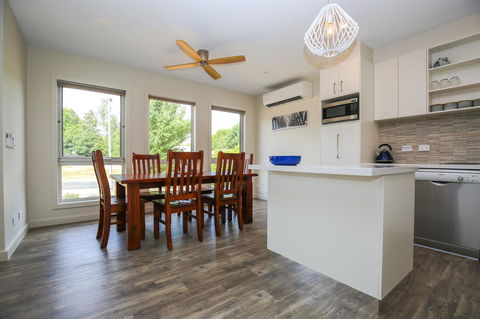 Amber Mist Villa Two - Hotel Accommodation 17