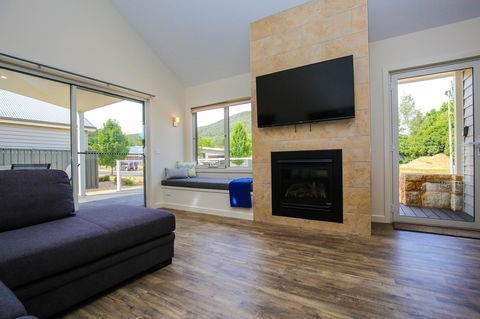 Amber Mist Villa Two - Hotel Accommodation 0