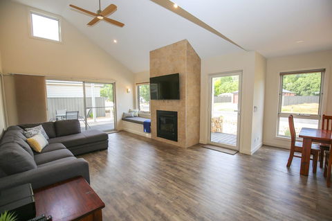 Amber Mist Villa Two - Hotel Accommodation 1