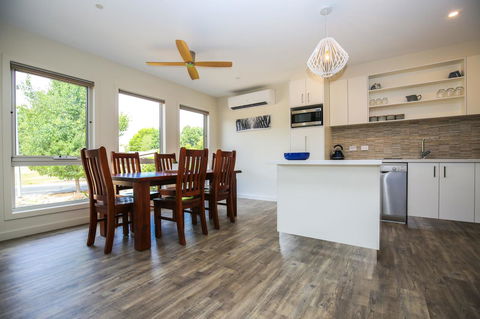 Amber Mist Villa Two - Hotel Accommodation 18