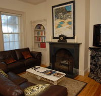 Cape Nelson Lighthouse - Hotel Accommodation