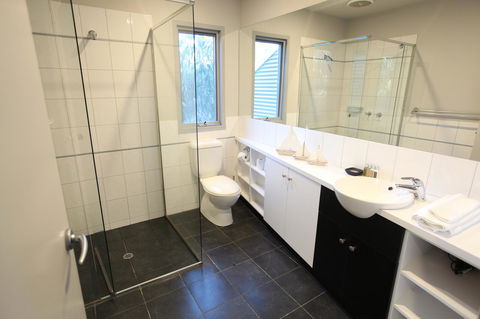 Lorne Luxury - Hotel Accommodation 5