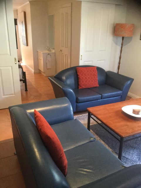 At The Beach Apartments - Hotel Accommodation 12