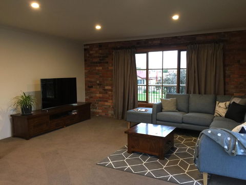 Bricks And Roses - Hotel Accommodation 11