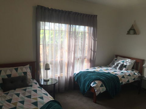 Bricks And Roses - Hotel Accommodation 16