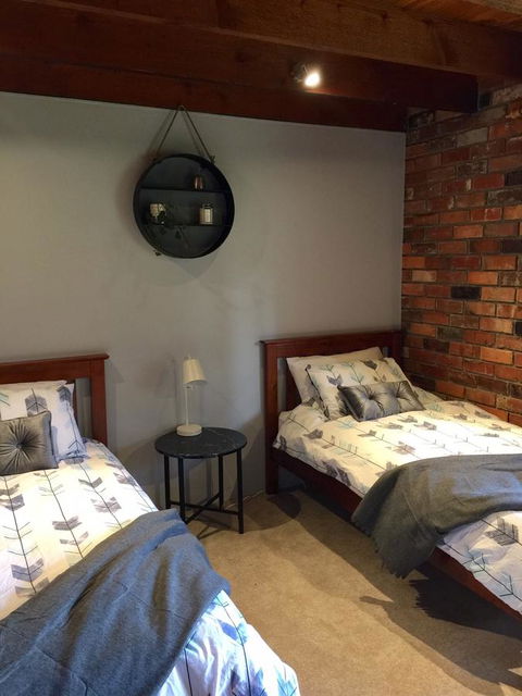 Bricks And Roses - Hotel Accommodation 15