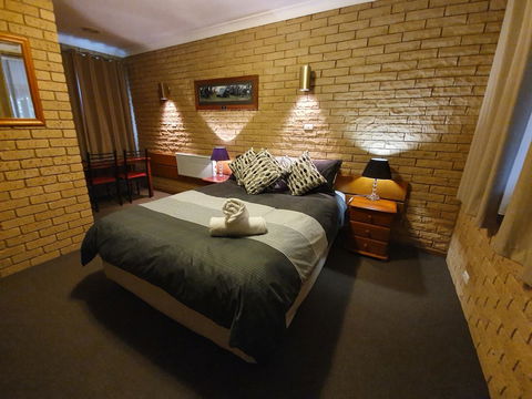 Allamar Motel - Hotel Accommodation 5