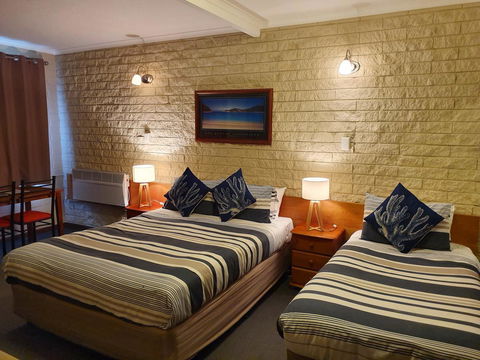 Allamar Motel - Hotel Accommodation 11