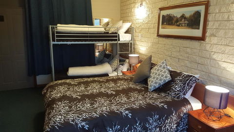 Allamar Motel - Hotel Accommodation 30