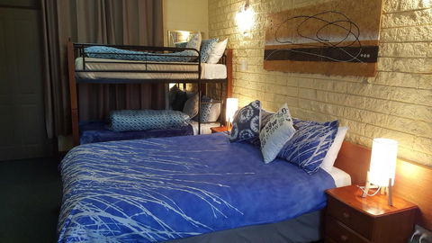 Allamar Motel - Hotel Accommodation 25