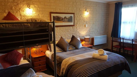 Allamar Motel - Hotel Accommodation 27