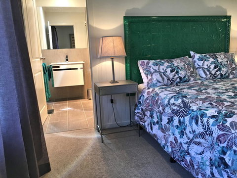 Silverwood House - Hotel Accommodation 10