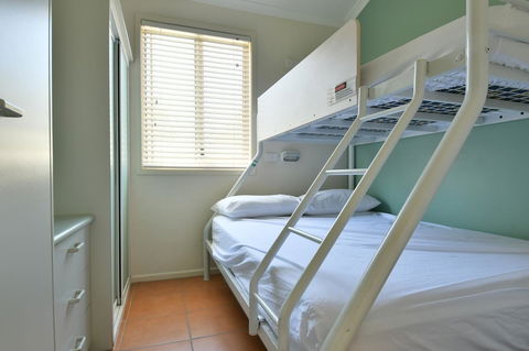 BIG4 Breeze Holiday Parks - Rainbow Beach - Hotel Accommodation 2